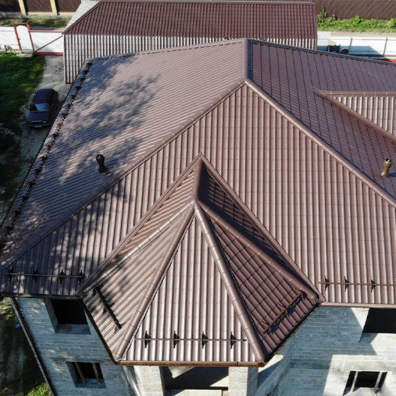Монтаж сложной крыши и кровли в Невьянске и Свердловской области